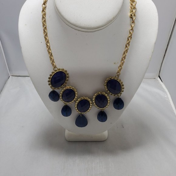 Bijou double layer cobalt blue acrylic stone statement necklace with gold chain - Picture 4 of 5